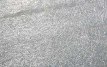 Staple Lawns laminate fibreglass or shingles?